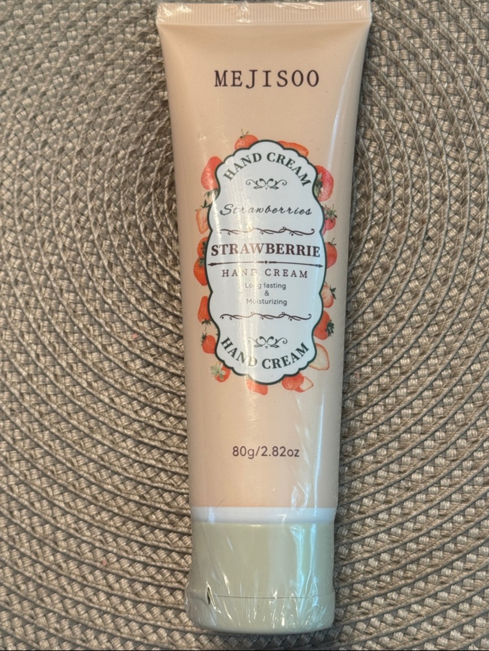 MEJISOO Strawberry Hand Cream - Light Pink Tube